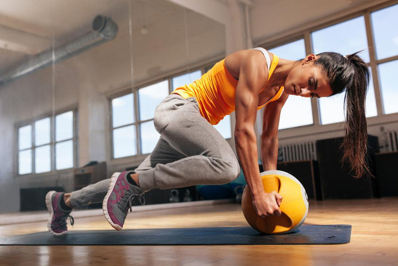 Krafttraining für Frauen: Wie lange muss ich trainieren, bis Muskeln wachsen? | Gymaholics.de
