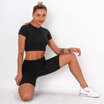 Fitness Set "Juna" - Crop Top & Biker Shorts - GYMAHOLICS